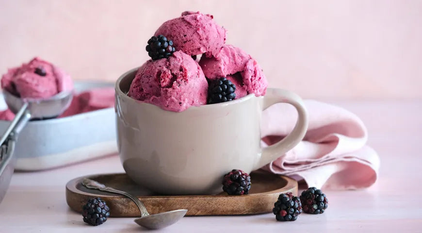 Ice Cream with Condensed Milk and Fruit - wilfosbrand.com