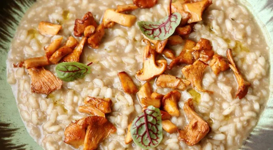 Chanterelle Risotto with Truffle Oil - wilfosbrand.com