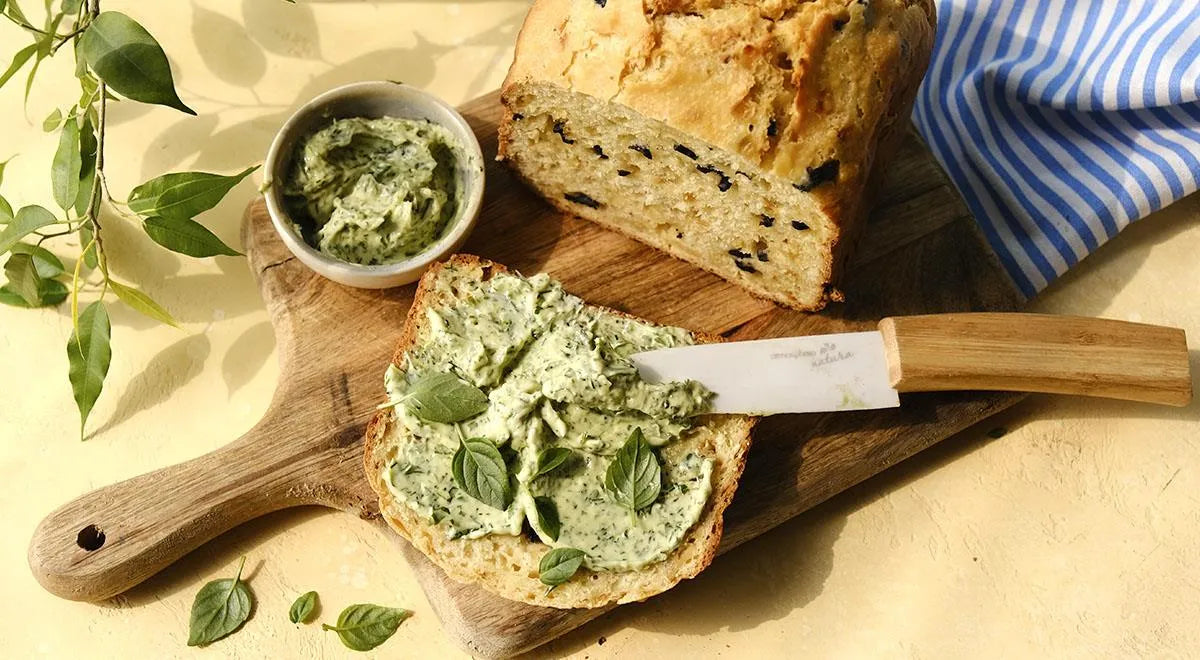 Savory Bread Machine Cake with Onion and Olives - wilfosbrand.com