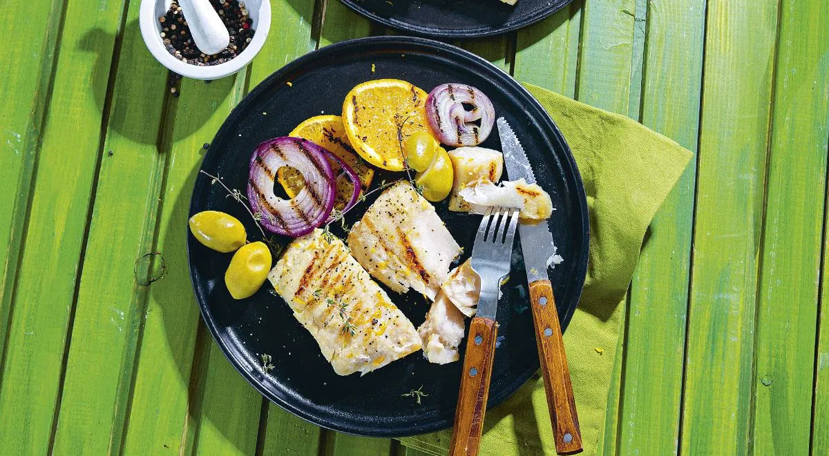 Grilled Fish with Oranges and Marinated Olives - wilfosbrand.com