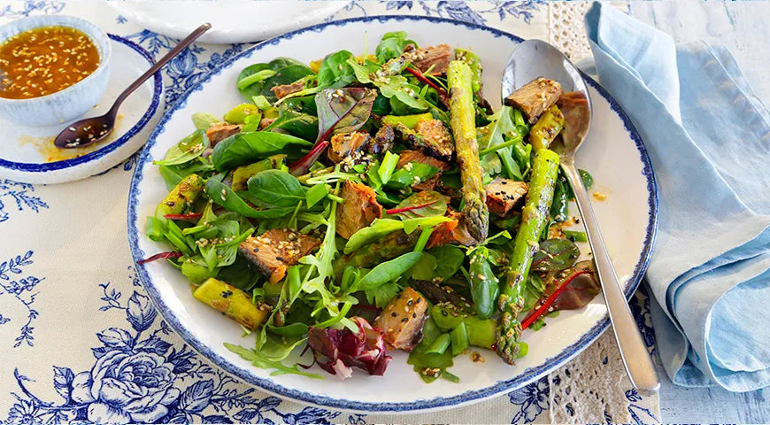 Salad with Canned Mackerel and Asparagus - wilfosbrand.com