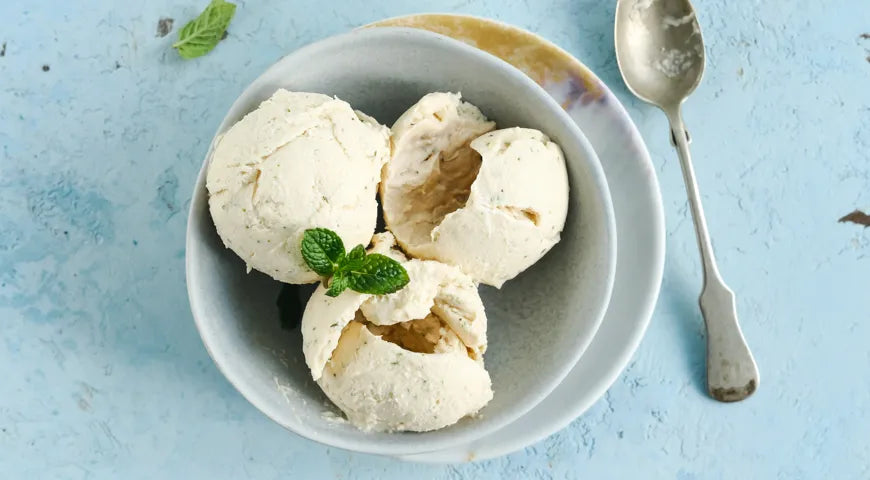 Frozen Cottage Cheese and Banana Ice Cream with Condensed Milk - wilfosbrand.com