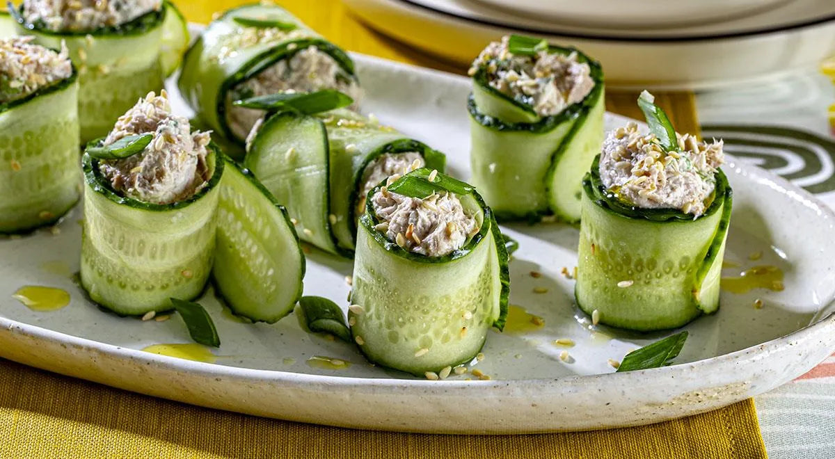 Cucumber Rolls with Cream Cheese and Tuna - wilfosbrand.com