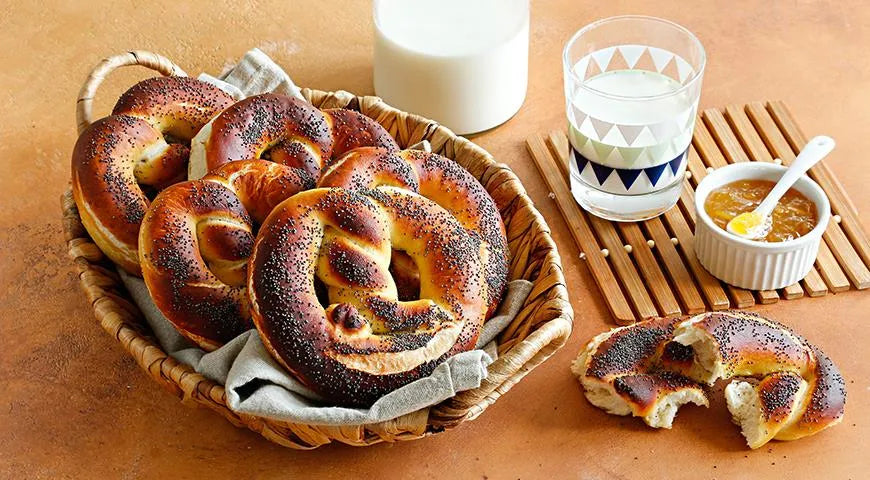Krendel s Makom Classic Russian Poppy Seed Pretzel - wilfosbrand.com