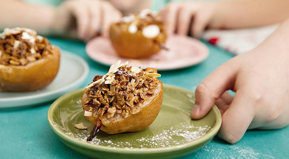 Baked Pears with Nuts and Oatmeal - wilfosbrand.com