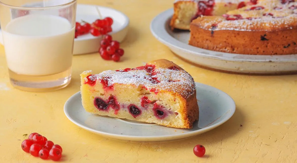 No-Yeast Berry Pie with Red and Black Currants - wilfosbrand.com
