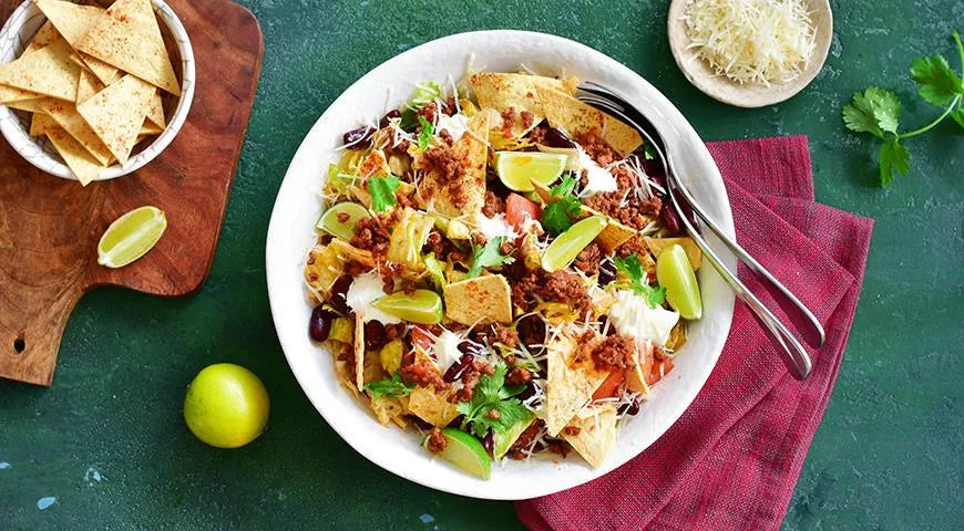 Mexican Salad with Spicy Chips - wilfosbrand.com