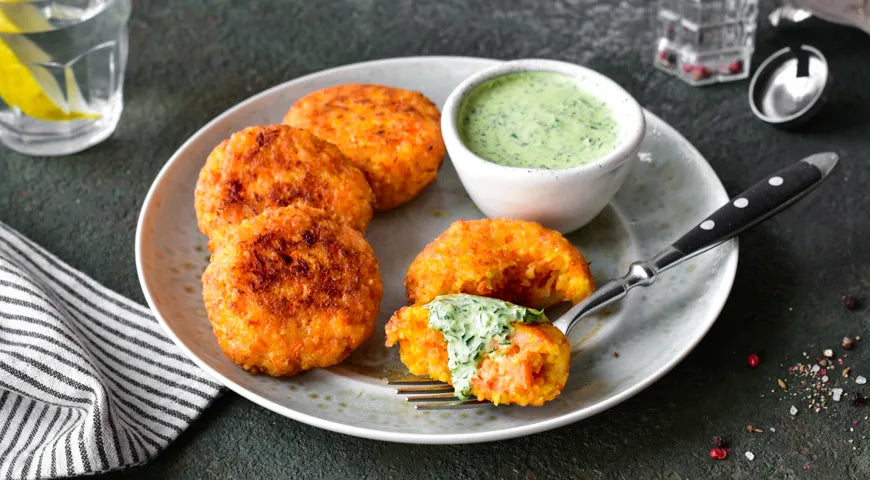 Crispy Vegetable Patties with Creamy Herb Sauce - wilfosbrand.com