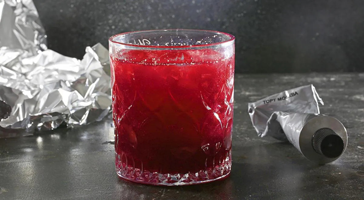 Universe Cocktail with Blueberry Liqueur - wilfosbrand.com