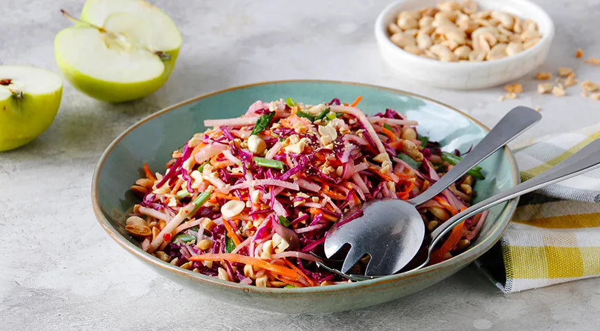 Red Cabbage Salad with Apples and Peanuts - wilfosbrand.com