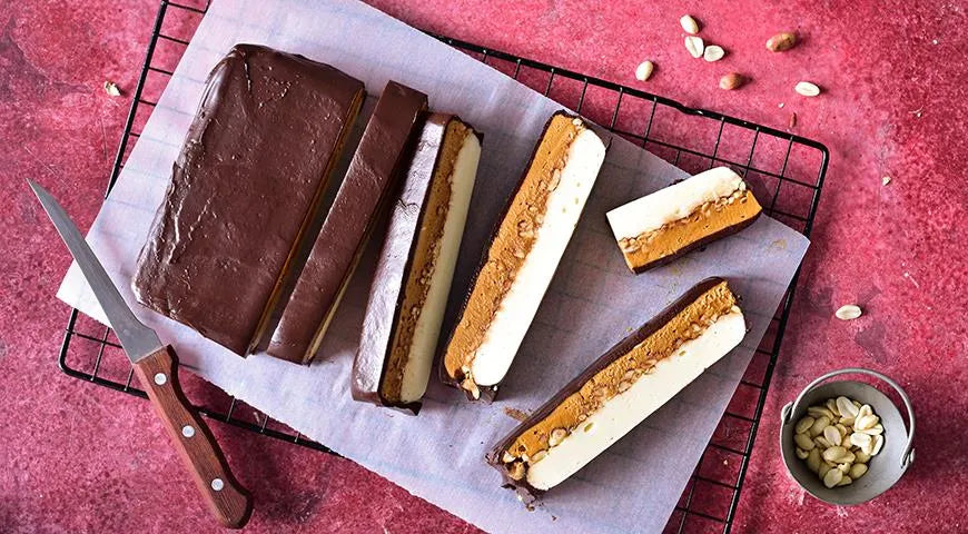 No-Bake Snickers Cake with Condensed Milk and Salted Peanuts - wilfosbrand.com
