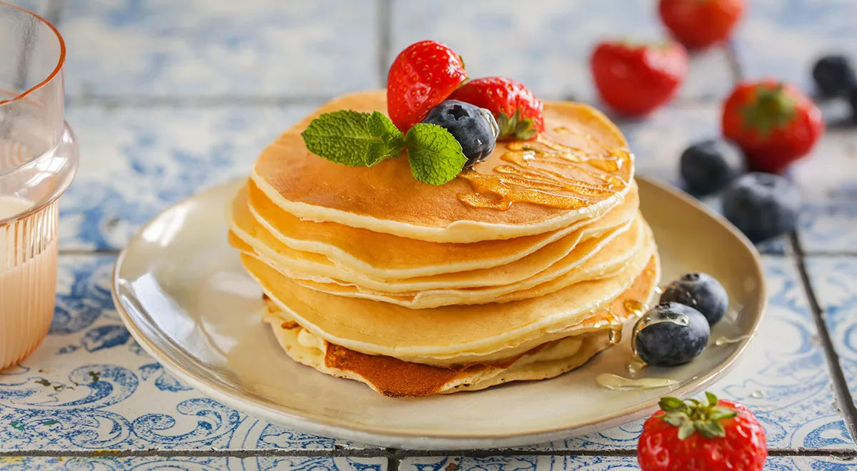 Fluffy Kefir Pancakes (Tolstye Bliny na Kefire) - wilfosbrand.com