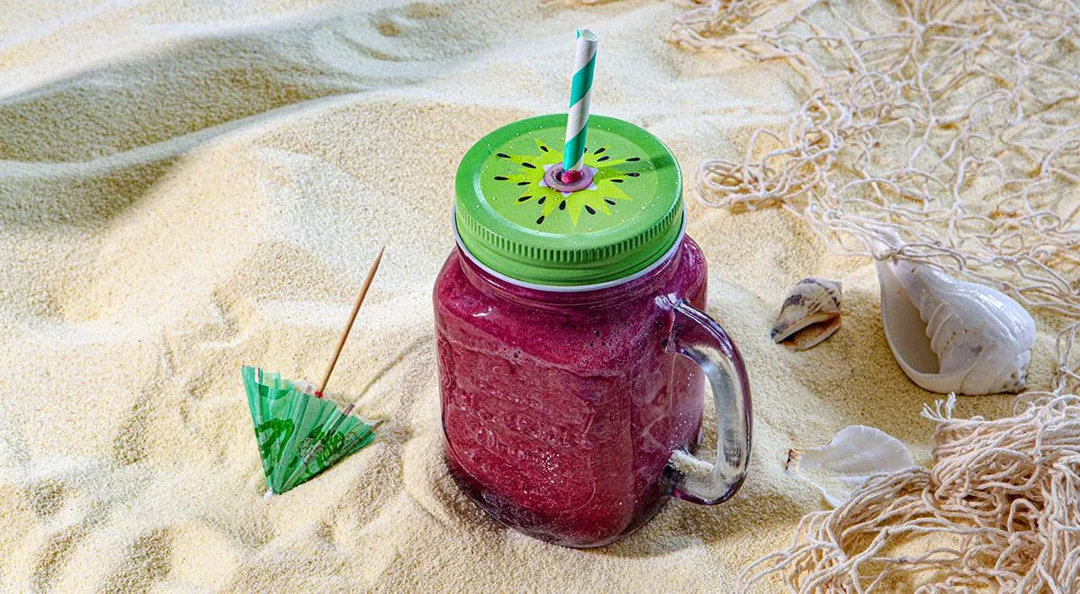 Young Beet and Orange Smoothie - wilfosbrand.com
