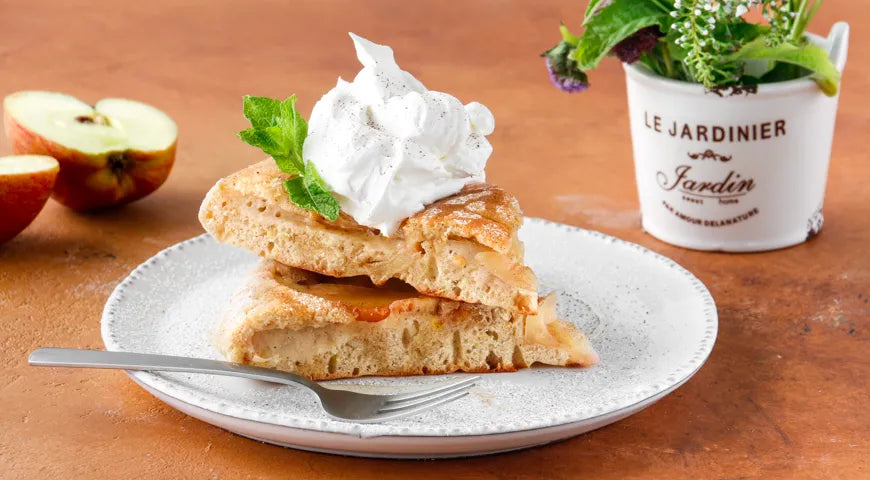 Skillet Apple Charlotte (Sharlotka na Skovorode) - wilfosbrand.com