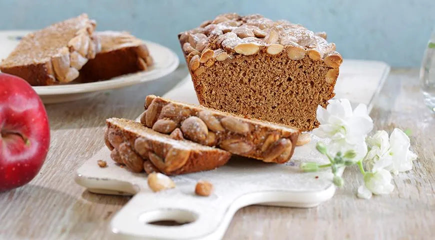Honey-Spiced Almond Loaf Cake - wilfosbrand.com