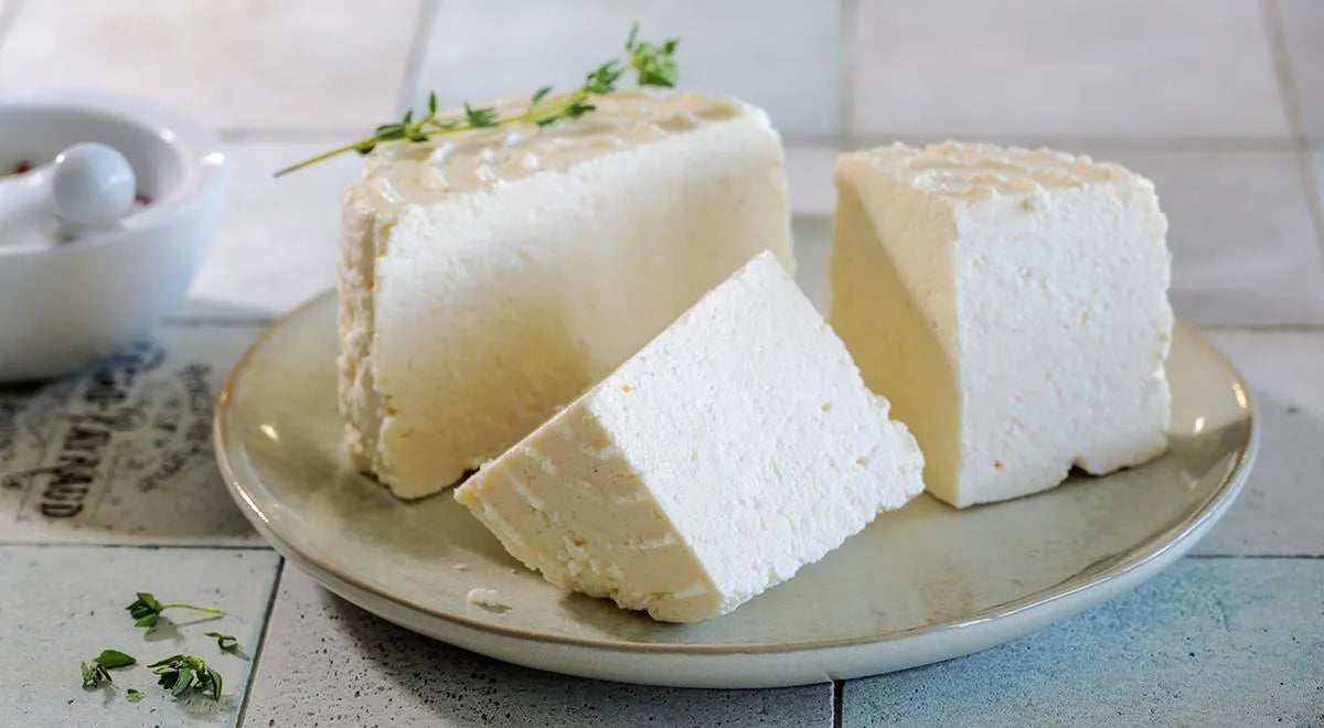 Egg Cheese from Cow's Milk and Sour Cream - wilfosbrand.com