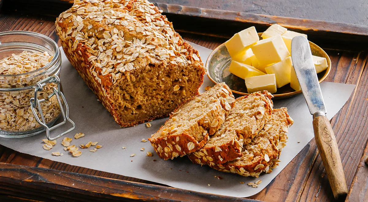 Homemade Oatmeal Bread with Bran and Honey - wilfosbrand.com