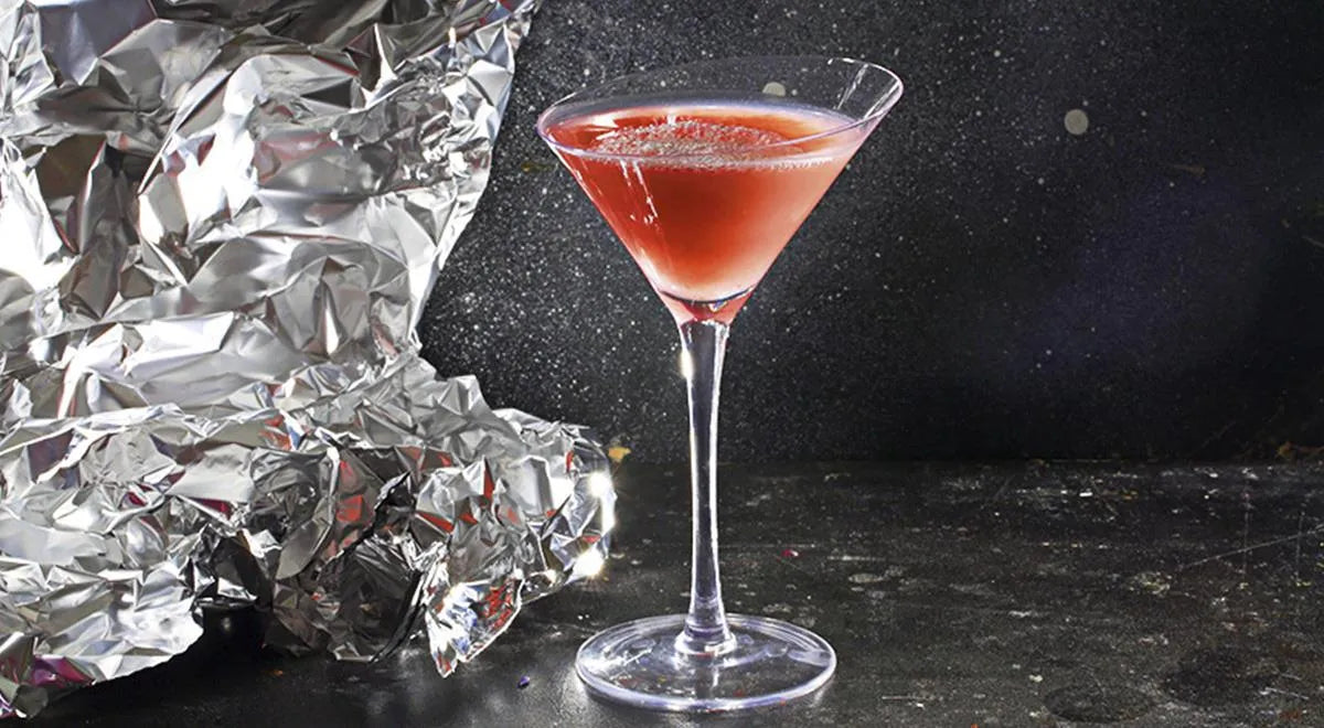 Sirius — Blue Gin and Martini Cocktail - wilfosbrand.com