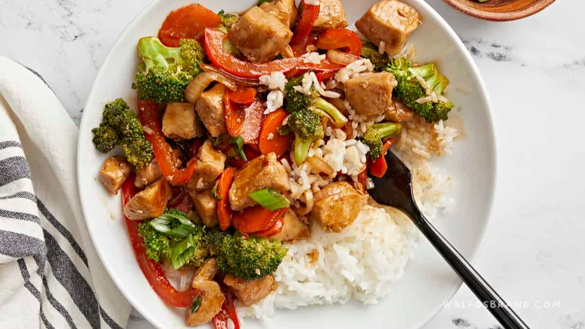 Stir-Fried Rice with Chicken & Vegetables Healthy Recipe 🍛 - wilfosbrand.com