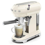 Кавоварка Smeg ECF01CRUS для еспресо, один розмір, 1 л, вершки