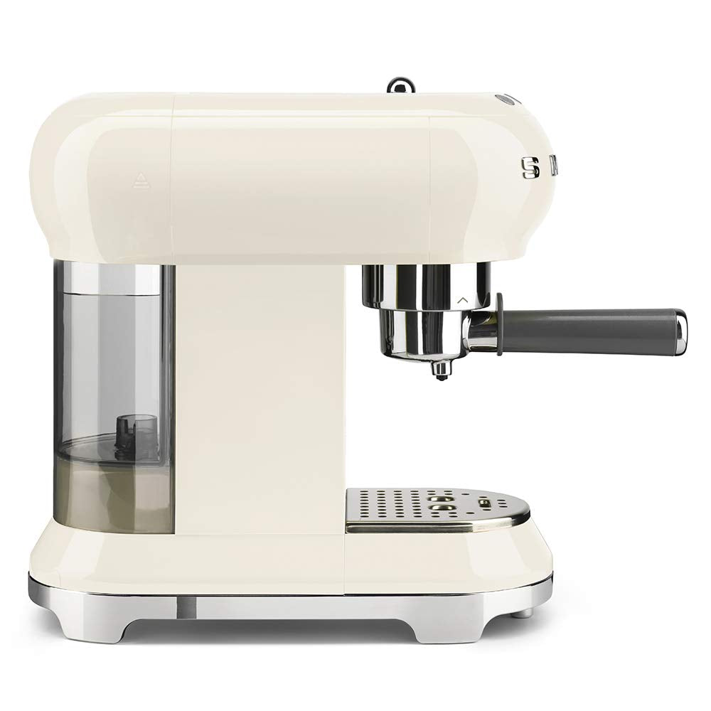 Кавоварка Smeg ECF01CRUS для еспресо, один розмір, 1 л, вершки