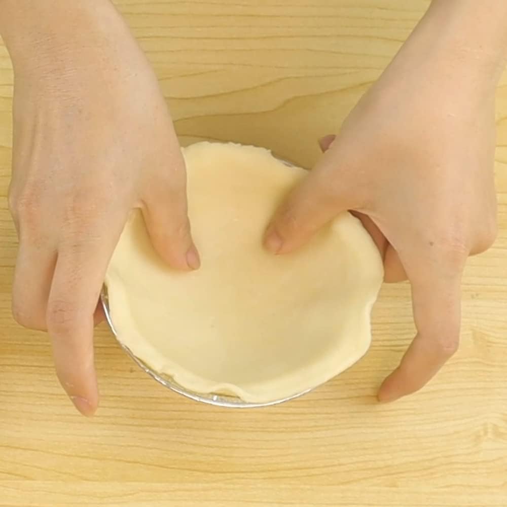 4 Inch Aluminum Foil Mini Pie Pans 50Pcs - Disposable Small Mini Pie Tins Pot Pie Tins For Bakeries, Cafes, Restaurants - Durable Mini Tart Pans for Pie, Fruit Tarts, Quiche (50, 4 Inch)