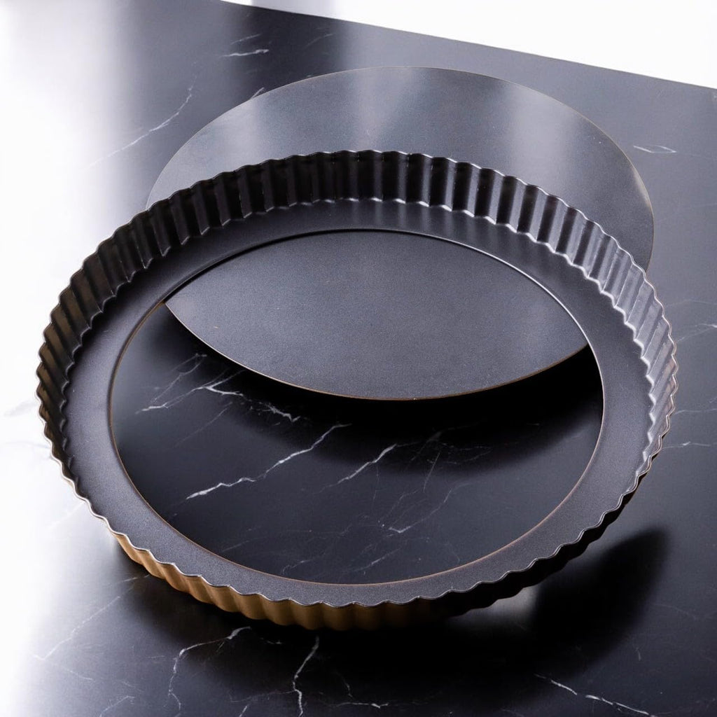 Tart Pan 9 Inch Removable Bottom- Carbon Steel Quiche Pan, Rust & Temperature Resistant Quiche Baking dish 550-600 °F- Non-Stick, Sturdy & Dishwasher Safe- Perfect for Baking Tarts