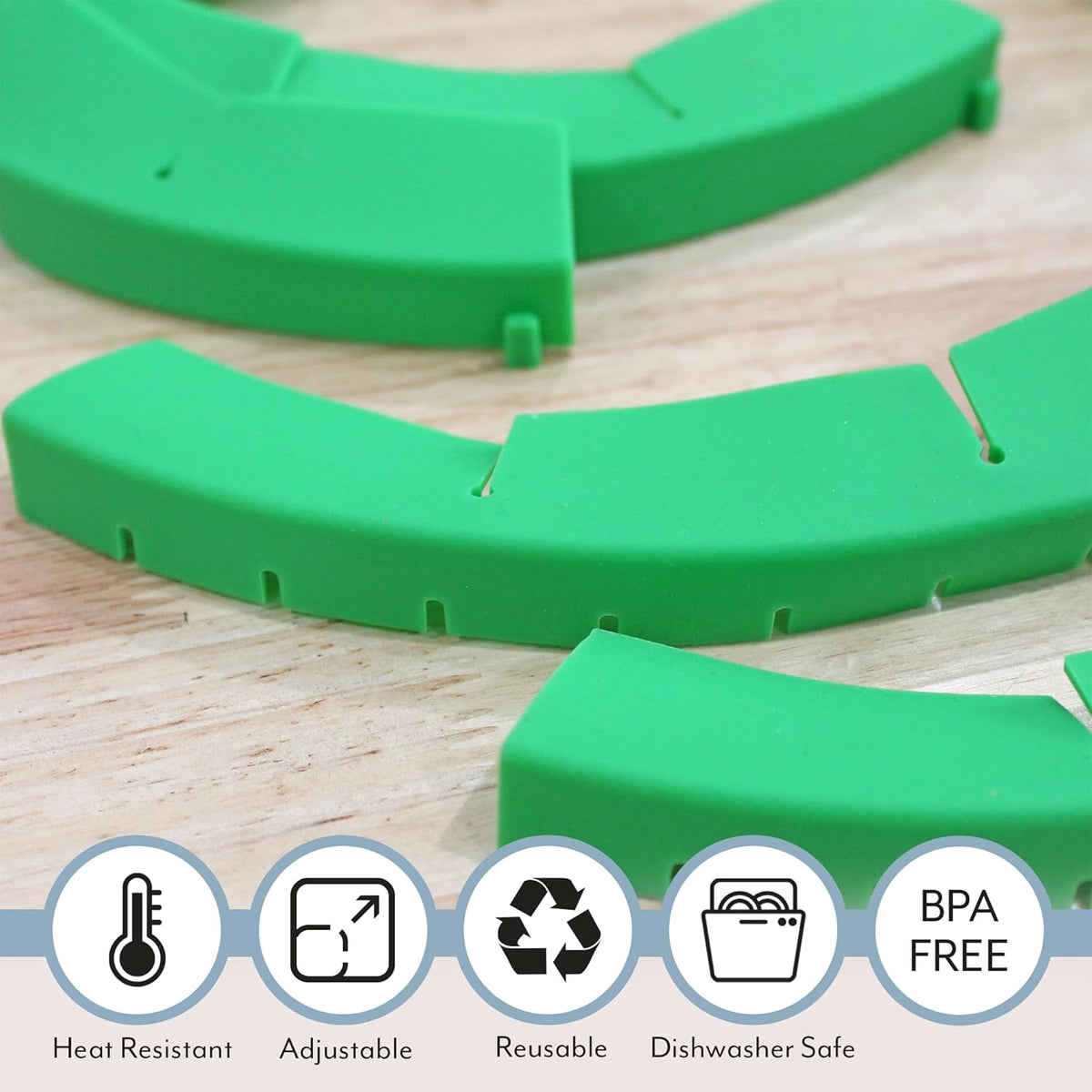 Cornucopia Brands Silicone Pie Crust Shields (2-Pack), Adjustable Pie Protectors, Green