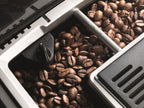 Повністю автоматична кавоварка DeLonghi Magnifica XS для еспресо та капучино з ручною системою капучино, сріблястий колір
