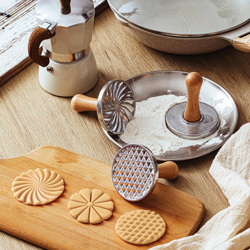 Wenqik 3 Pcs Cookie Stamps Round Metal Cookie Press Cutter Mold with Wooden Handle Cookie Embossing Stamp Mold Cookie Stamper Decorating Supplies for DIY Baking Cakes Pastries Easy to Use Gift Package