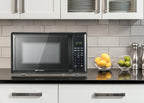 Компактна настільна мікрохвильова піч Emerson MW7302B із сенсорним керуванням, світлодіодним дисплеєм, 700 Вт, 10 рівнів потужності, 6 автоматичних меню, скляним поворотним столом та блокуванням від дітей, 0,7 куб. фута, чорного кольору