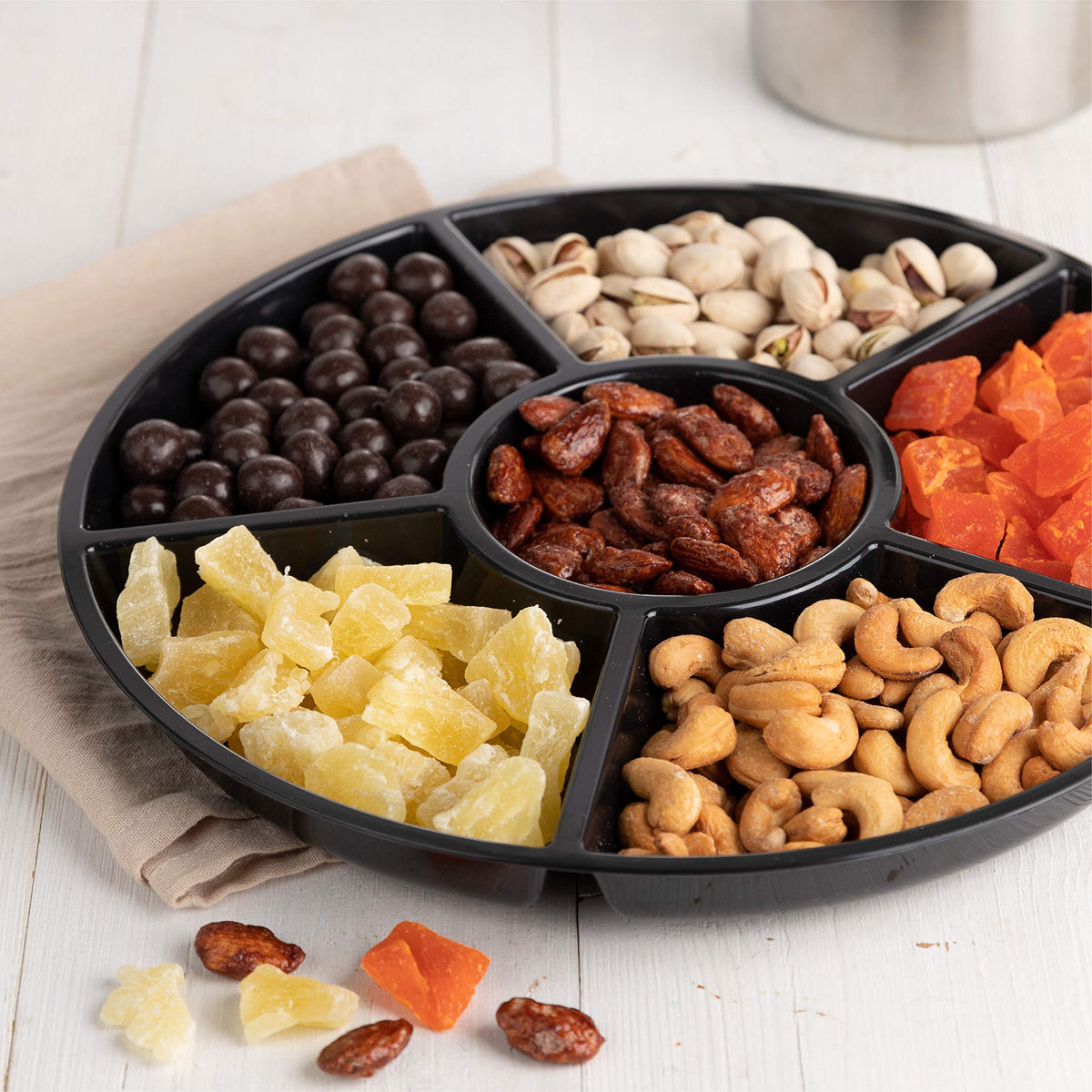 Plasticpro 6 Sectional Round Plastic Serving Tray/Platters Clear Pack of 2